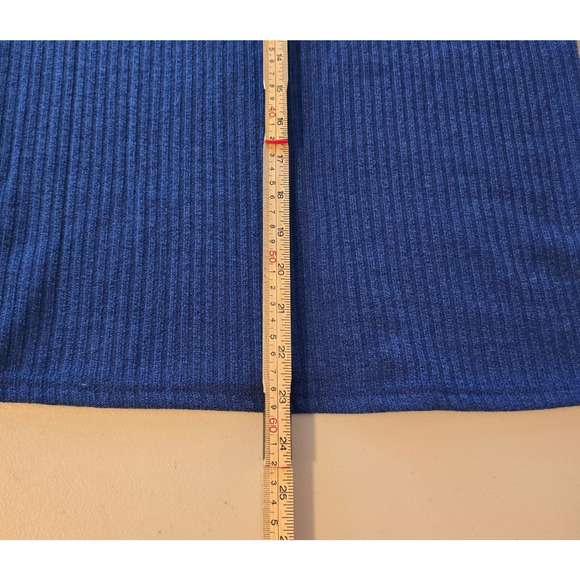 Unbranded Blue Sweater Women's Medium Button Accent Round Neckline NWOT - Picture 8 of 15